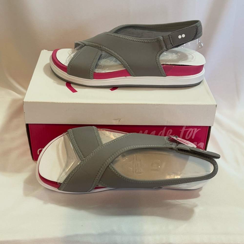 Ryka Leisure Lifestyle Sandal Women's Size 10 W Wide Slingback Cross Adjustable